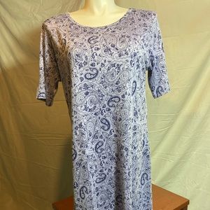Fun lavender and purple paisley print LuLaRoe stretchy dress